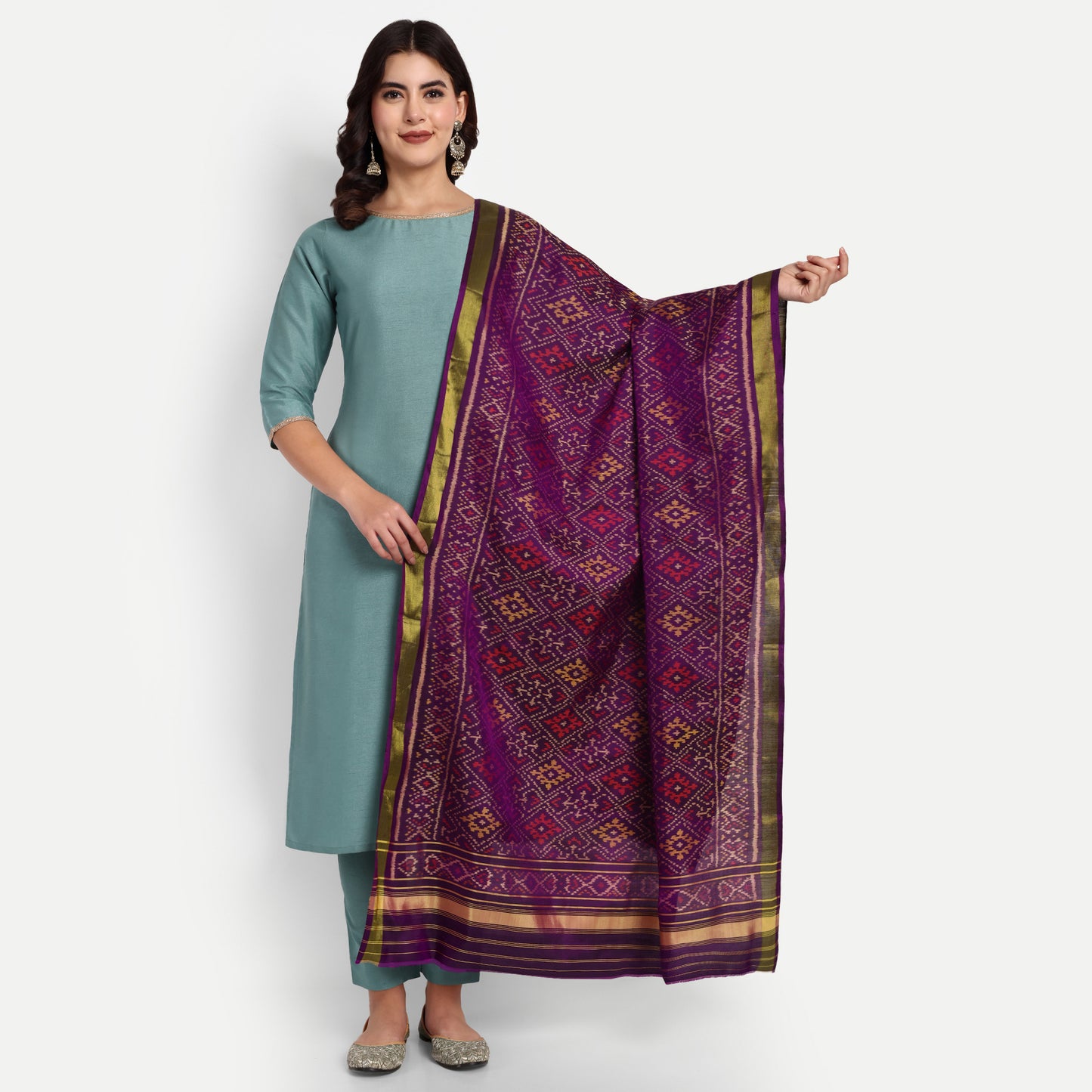 Handwoven Violet Patan Patola Silk Dupatta | Single Ikat Diamond Motif
