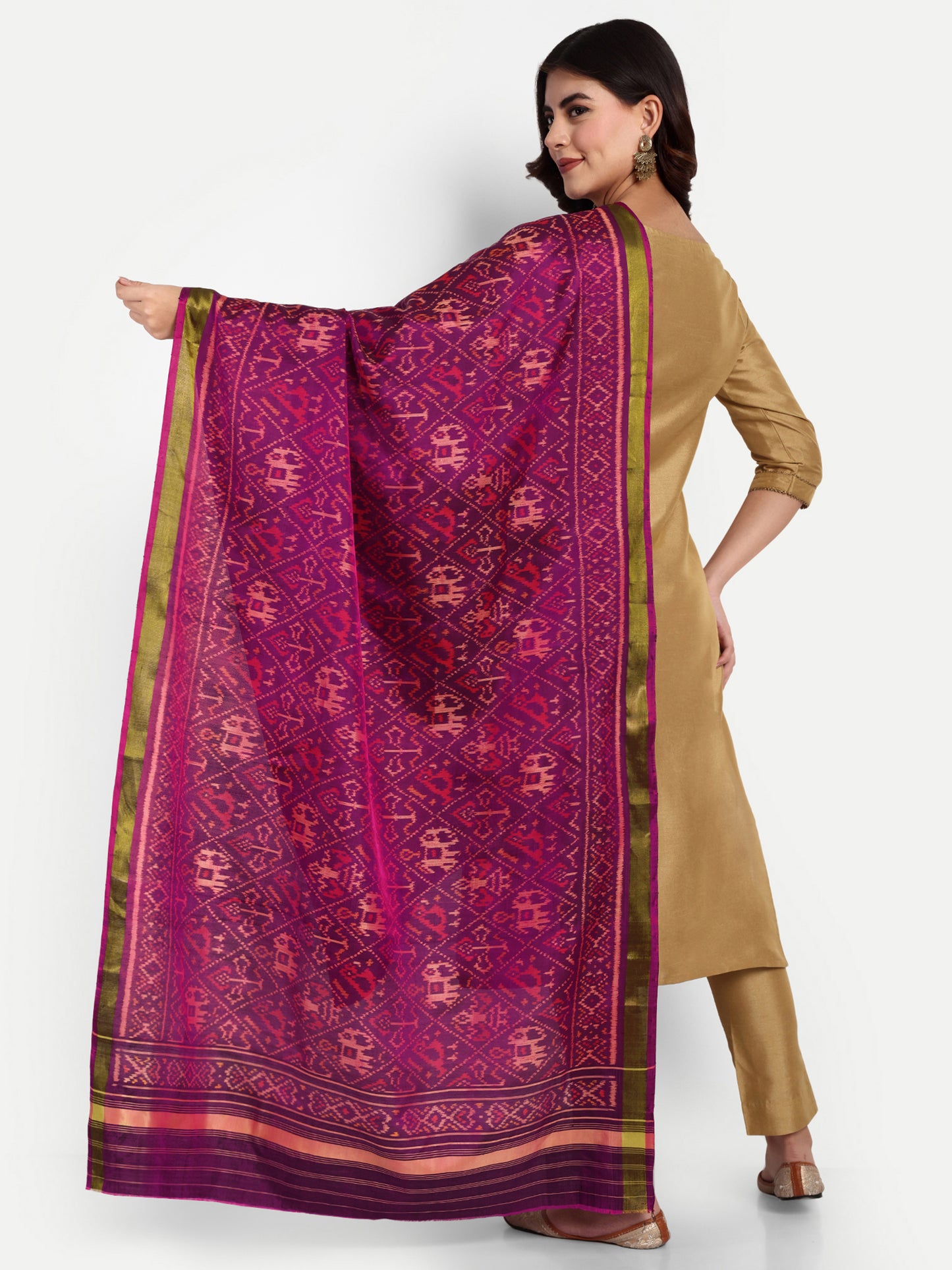 Exquisite Handwoven Rani Pink Patan Patola Silk Dupatta | Single Ikat with Elephant & Parrot Motif