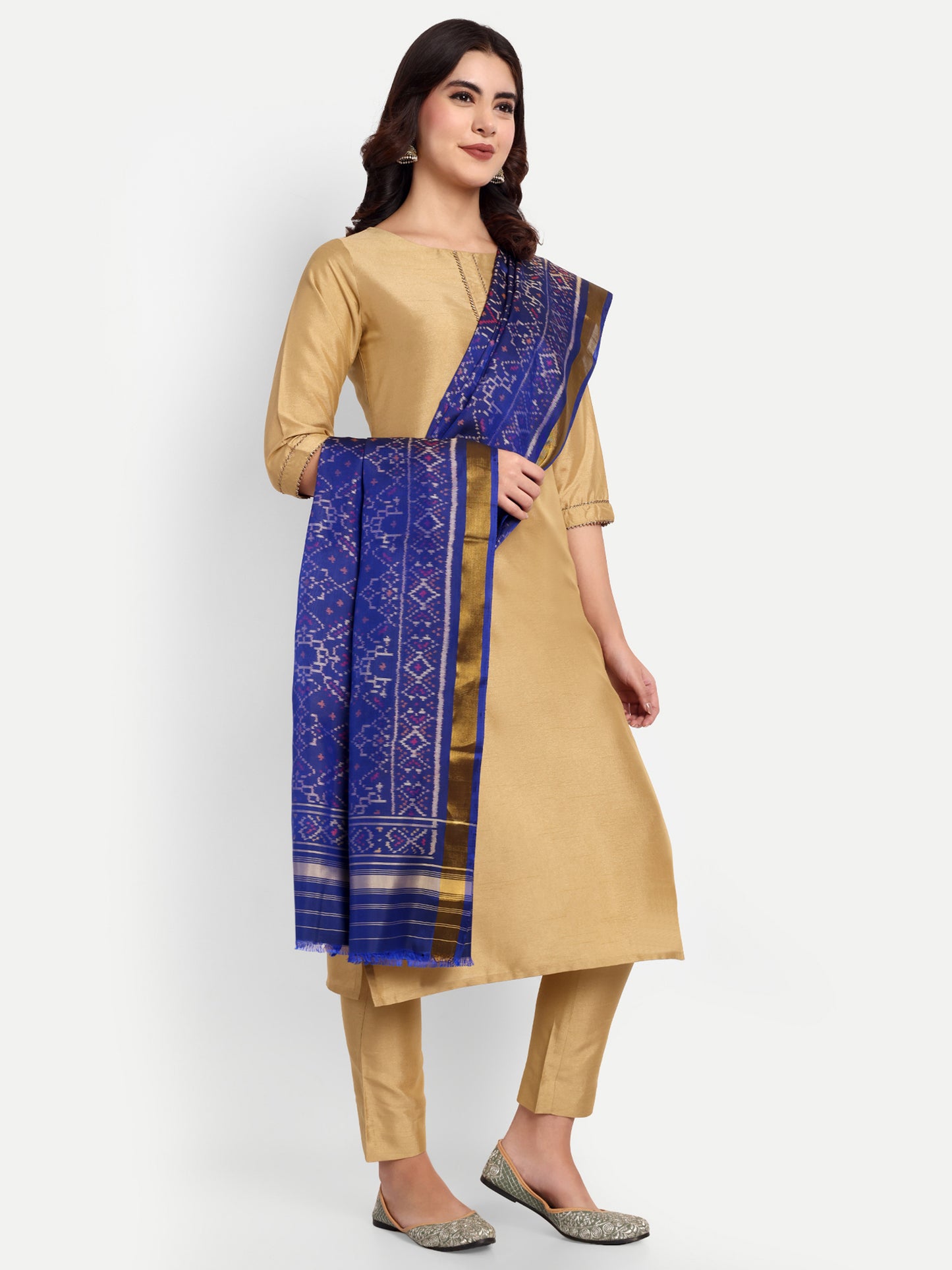 Handwoven Royal Blue Patan Patola Silk Dupatta | Single Ikat Floral Jaal Motif