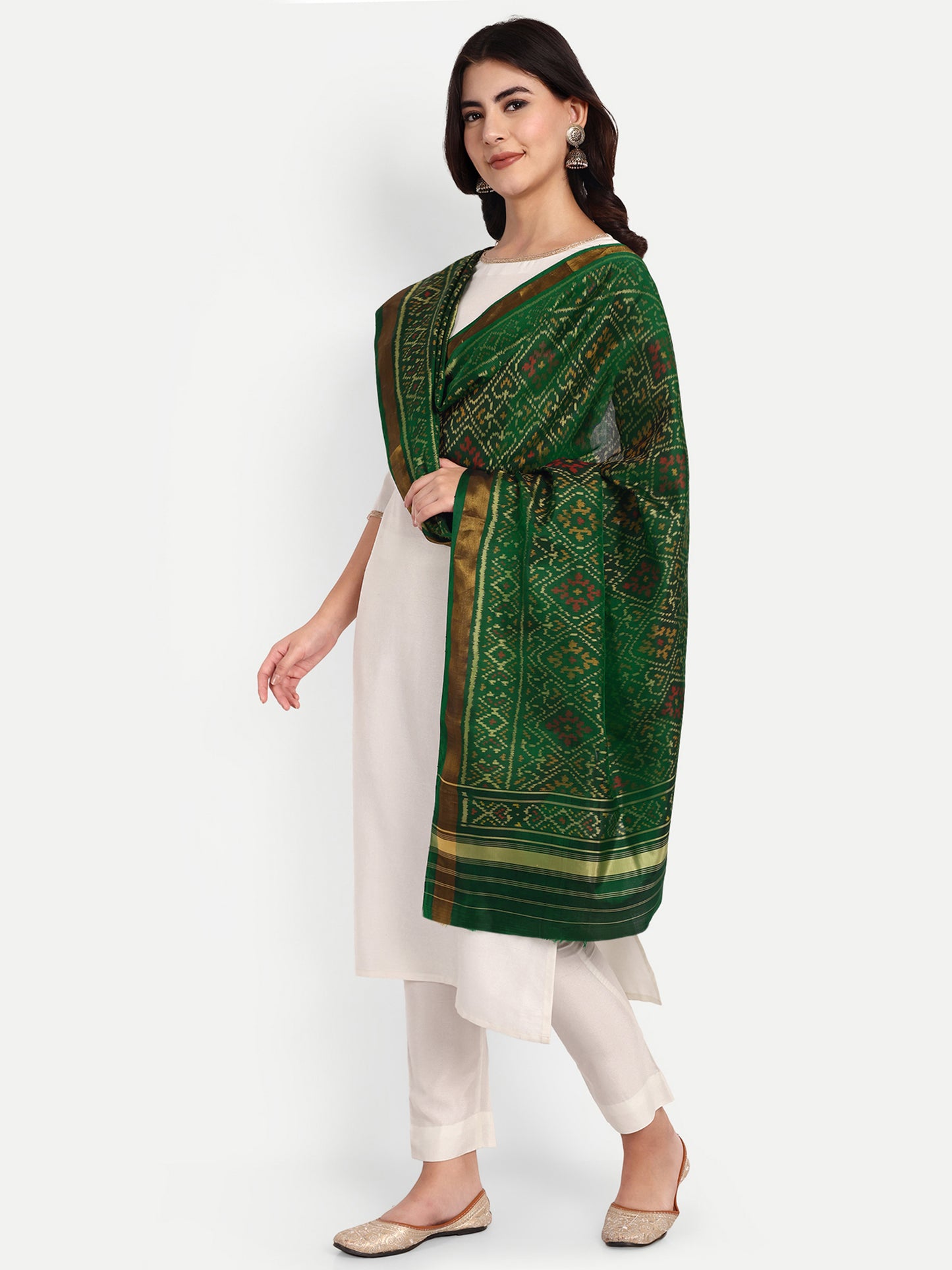 Regal Dark Green Patan Patola Silk Dupatta | Single Ikat with Diamond Motif