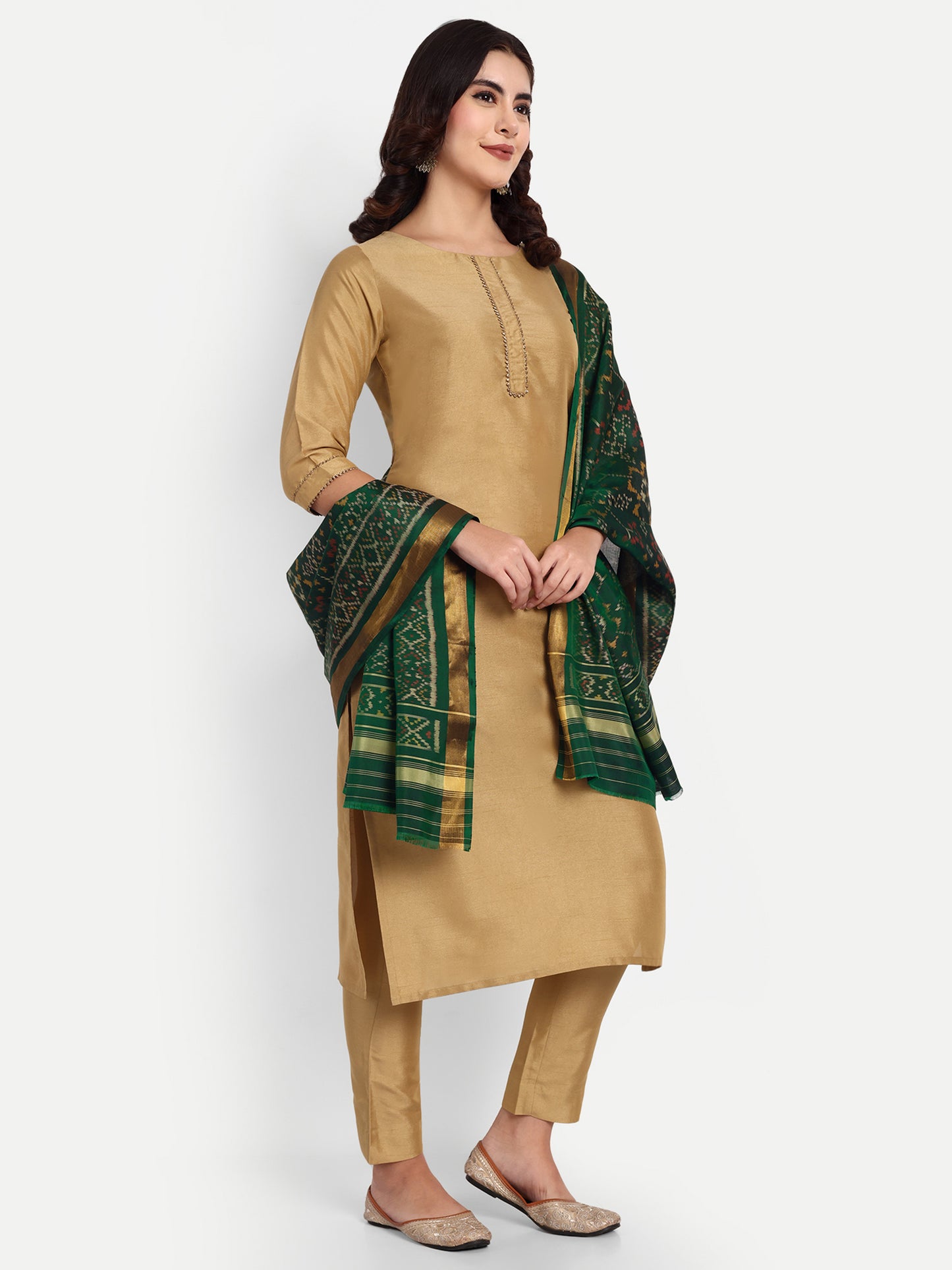 Regal Bottle Green Patan Patola Silk Dupatta | Single Ikat with Floral Jaal Motif